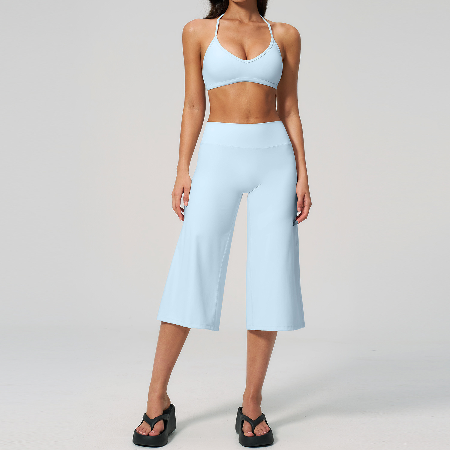 Winter Clothing Trends For Women - Capri Pants Set 2PCS Sports Bra